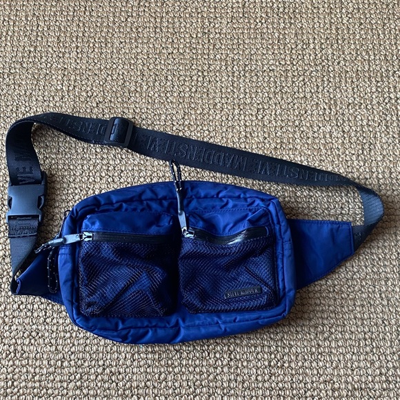 Steve Madden Men's Belt Bag in Deep Blue - Picture 4 of 7